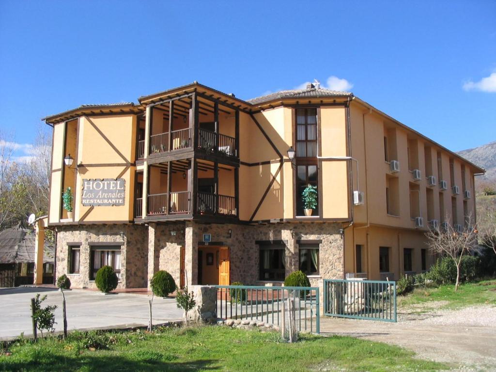 Hotel Valle Del Jerte Los Arenales Exterior photo
