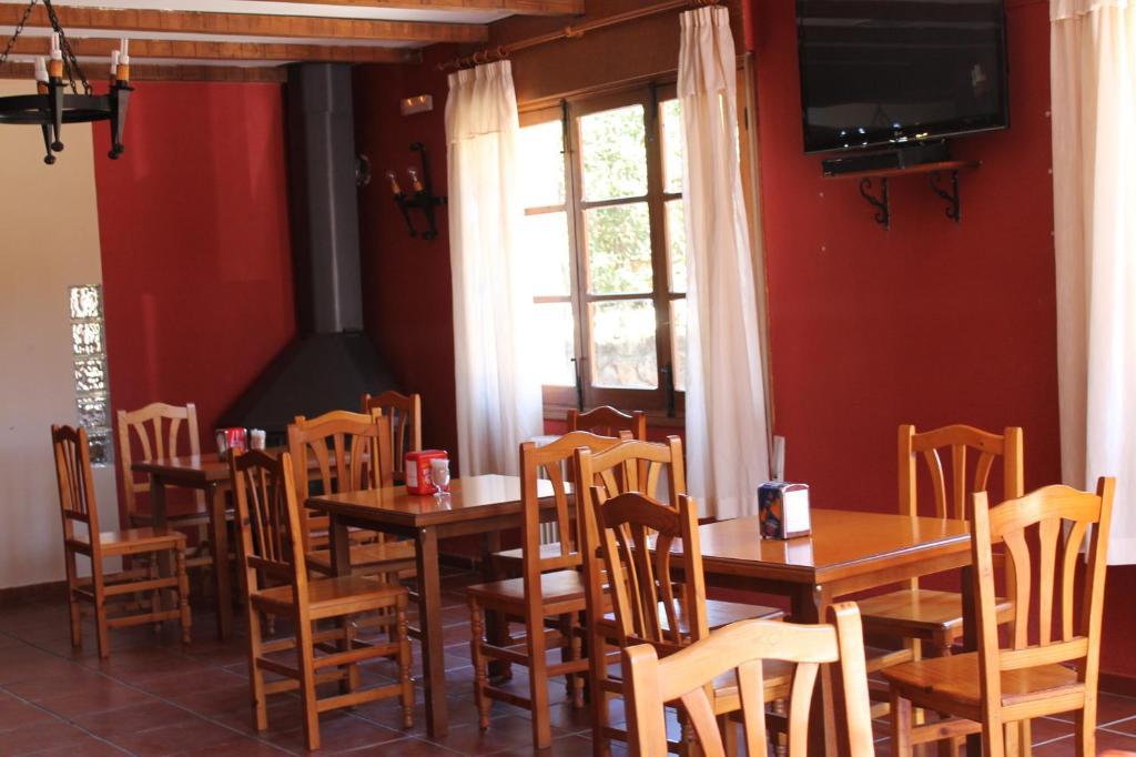 Hotel Valle Del Jerte Los Arenales Exterior photo